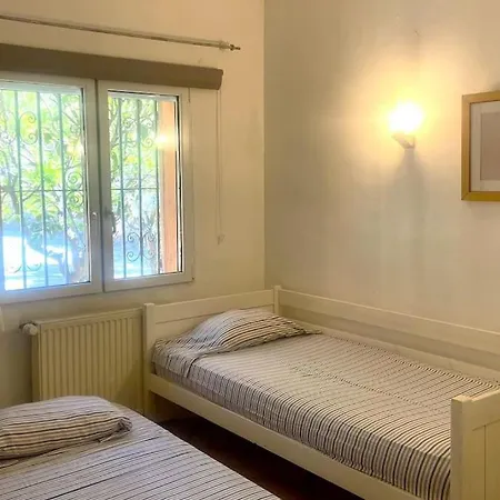 Super Maison Avec Vue Et Piscine Eau De Holiday home