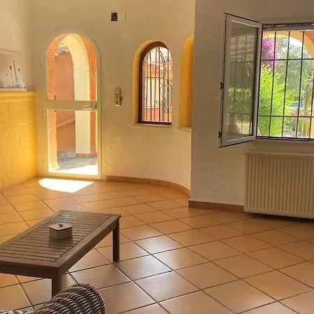 Super Maison Avec Vue Et Piscine Eau De Denia